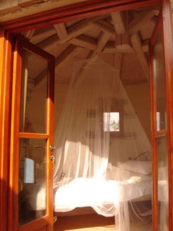 Villa Musician'S Round House & Castello Vátos Zimmer foto