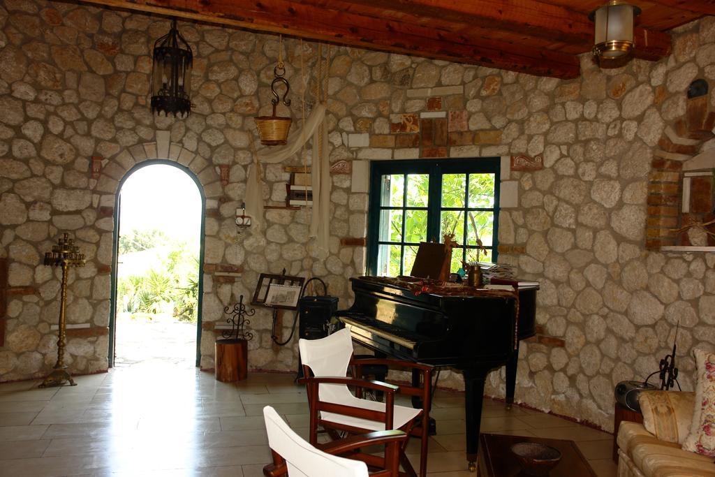 Villa Musician'S Round House & Castello Vátos Zimmer foto